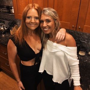 Meet your Posher, Charlotte